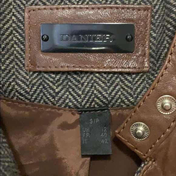 Danier leather motto jacket - Picture 2 of 6